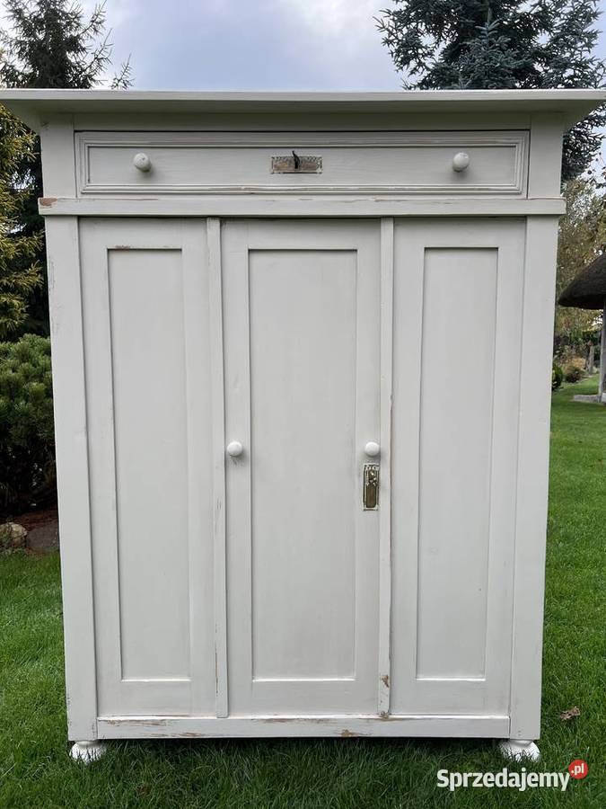 Komoda wysoka pojemna Bieliźniarka Żary