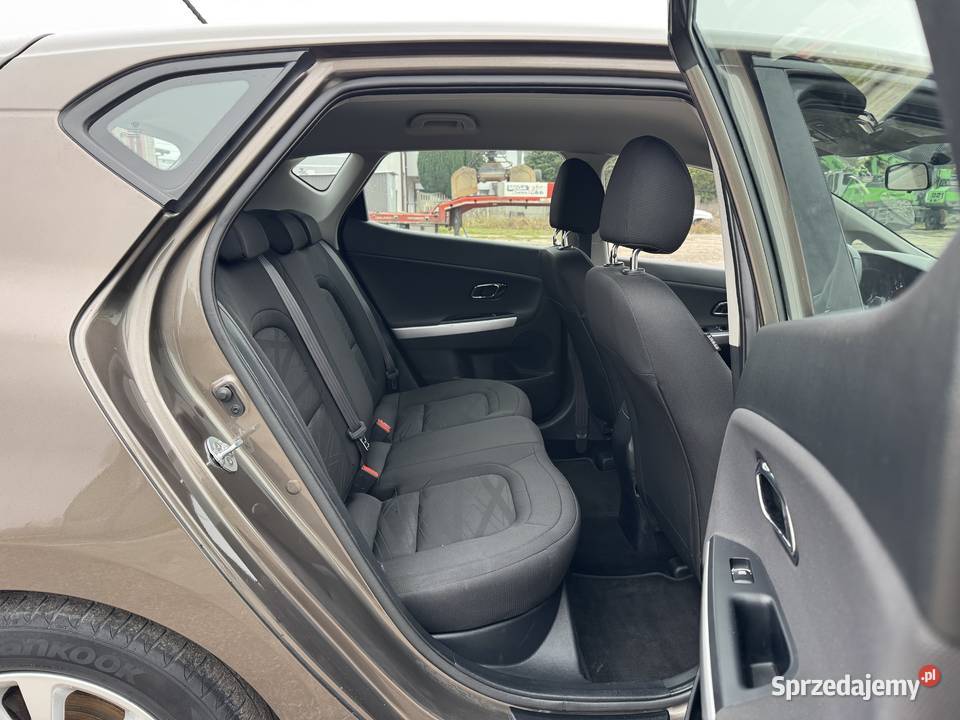 Kia Ceed 14 BENZYNA Klimatyzacja Ledy wielofunkcyjna kierownica Konin sprzedam