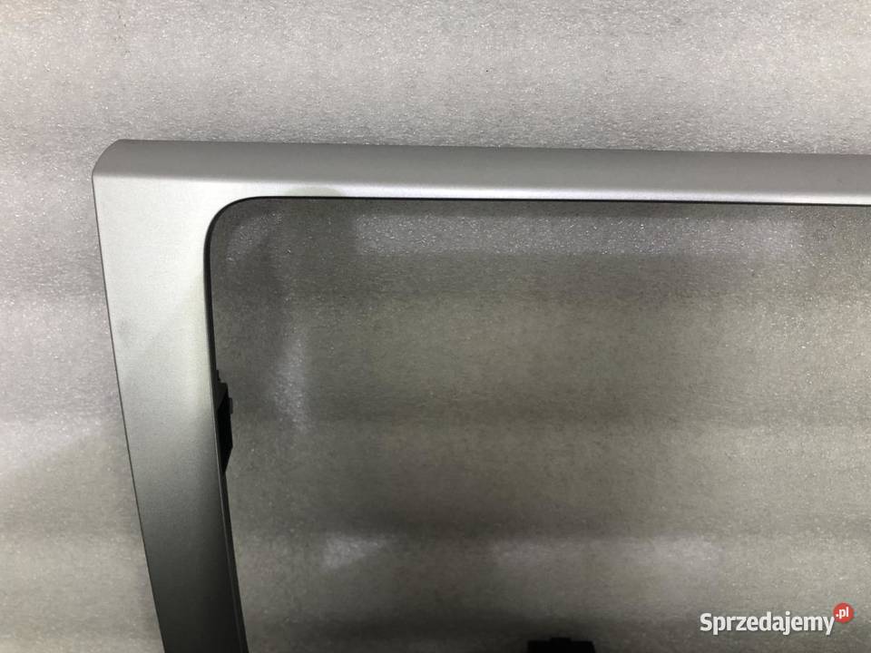 RAMKA DEKOR DESKI KONSOLI VW PASSAT B6