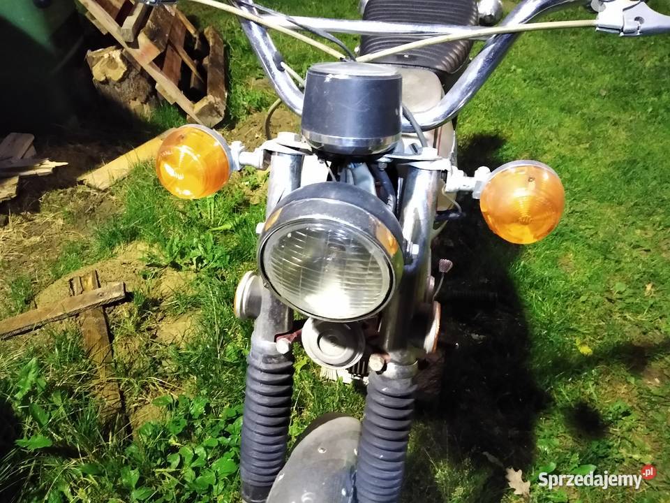 zabytkowa Honda CL70