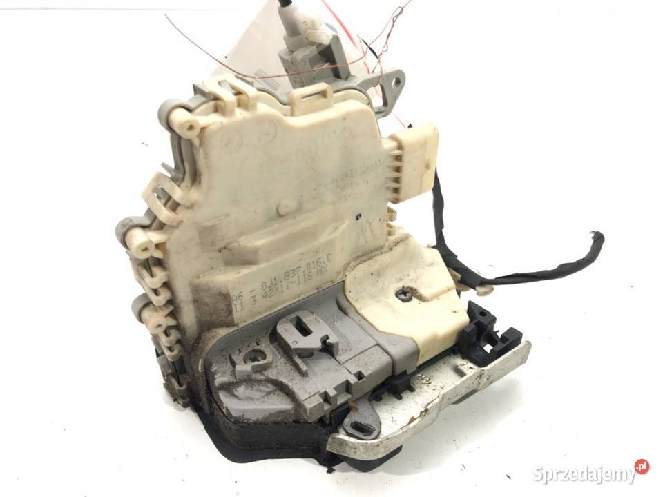 ZAMEK DRZWI PRAWY PRZÓD AUDI A5 8T Hatchback