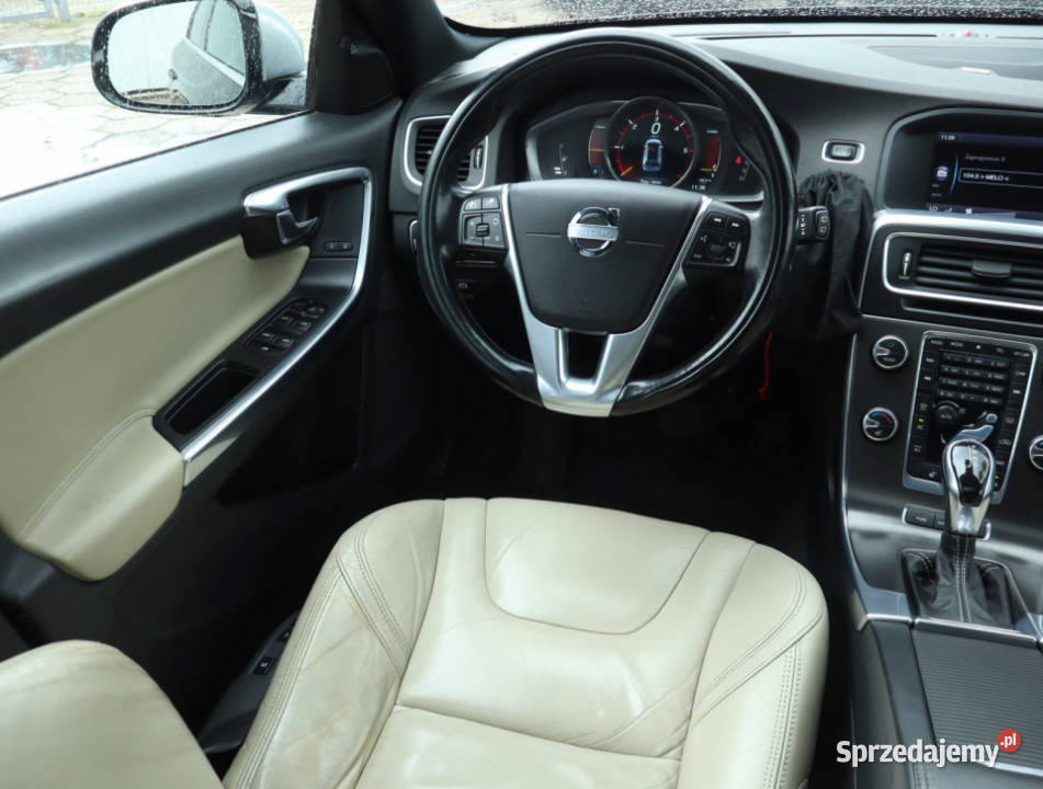 Volvo V60 D6 Plugin Hybrid ABS Łódź