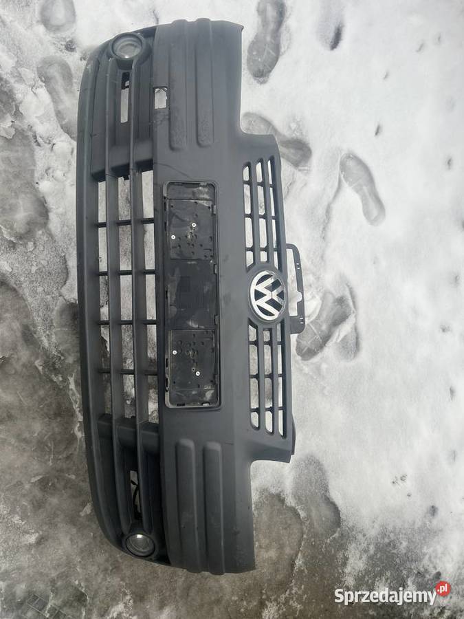 Zderzak przód VW CADDY III Ładny stan bez Darłowo