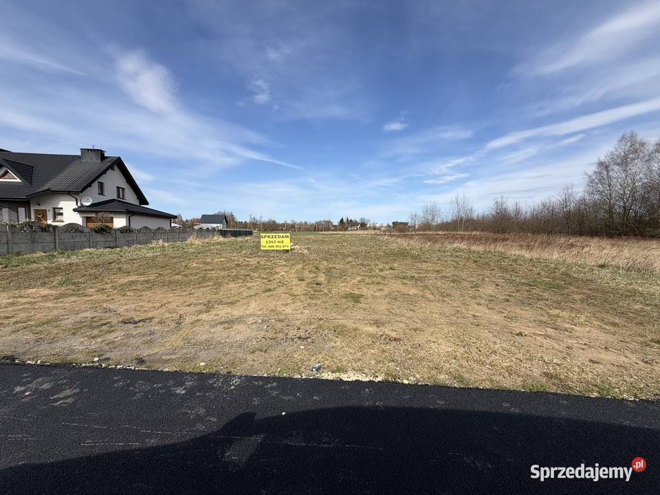Szeroka działka budowlana 1342 m2 Radomsko 60m Sprzedaż