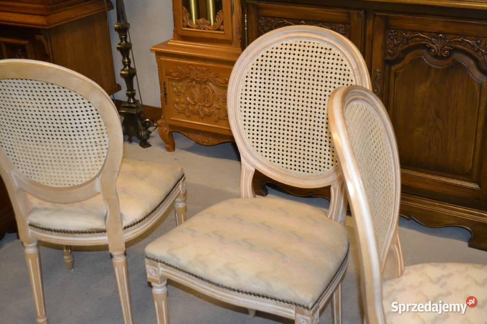 krzesła medaliony rafia 4