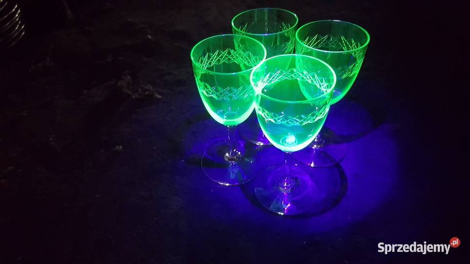 Kieliszki szkło uranowe Myszków