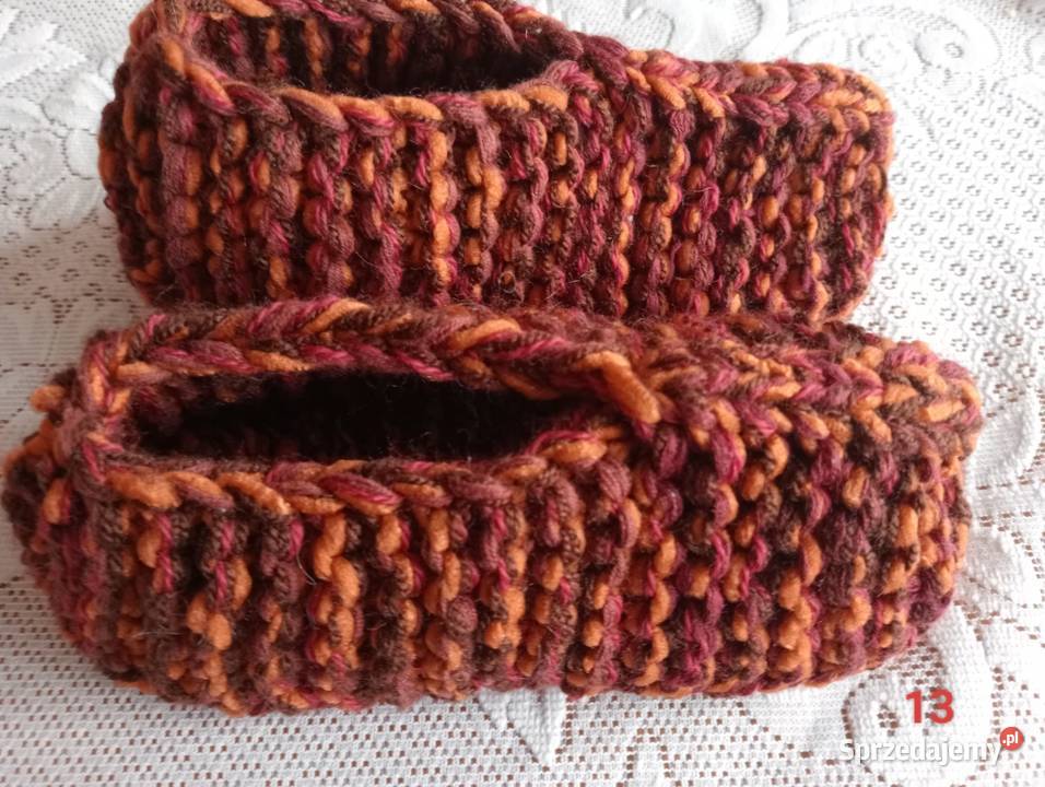 2 pary grubych kapci z włóczki 3640 wełniaczki