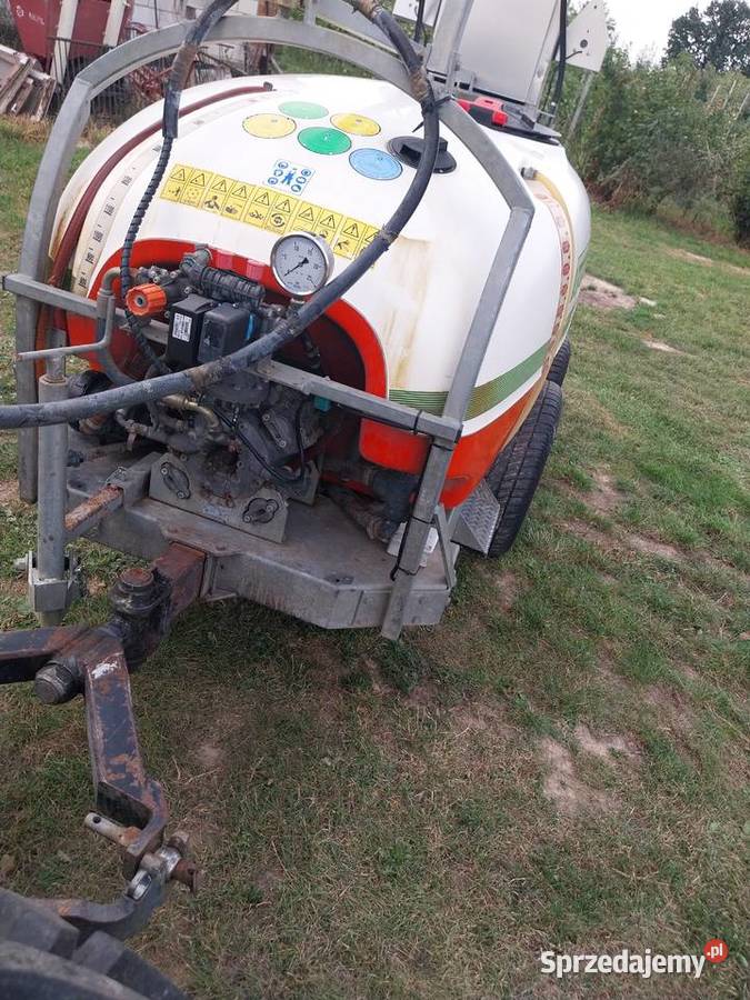 Opryskiwacz sadowniczy Induma Turbo Twin 1500L lubelskie Majdan Moniacki