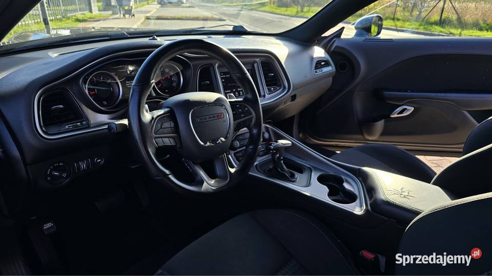 Dodge Challenger RT 57 hemi Rok produkcji 2019