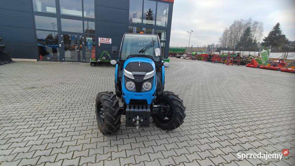 Tytuł Ciągnik pod tunele do malin LANDINI Czerwińsk nad Wisłą