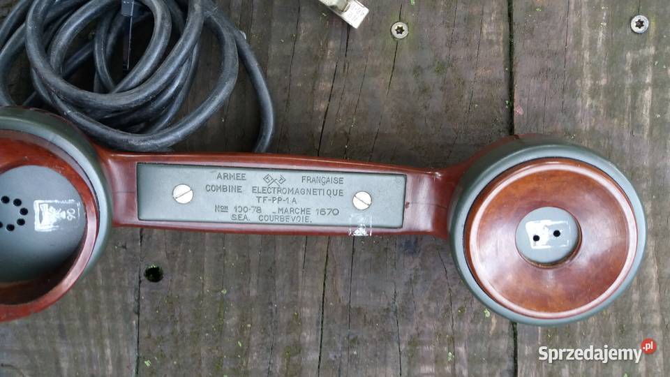 Wojskowy telefon bezbateryjny armii francuskiej Tarnów