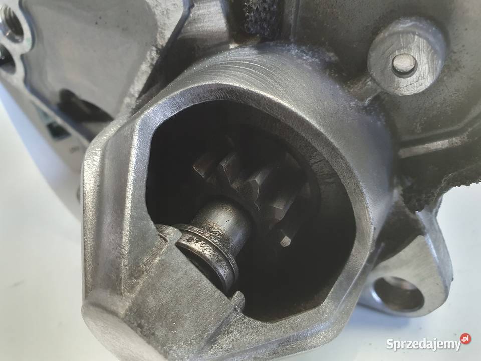 Renault Clio IV 09 TCe ROZRUSZNIK 233007970R osobowe Janów