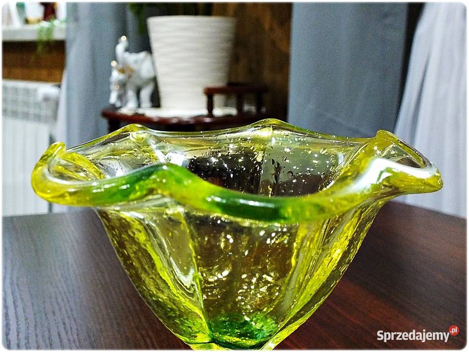 Stary pucharek szklany dwu kolorowe szkło stan Żary sprzedam