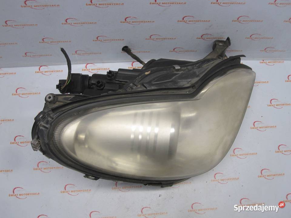 MERCEDES CLS C219 07r lampa prawa przód Kielce
