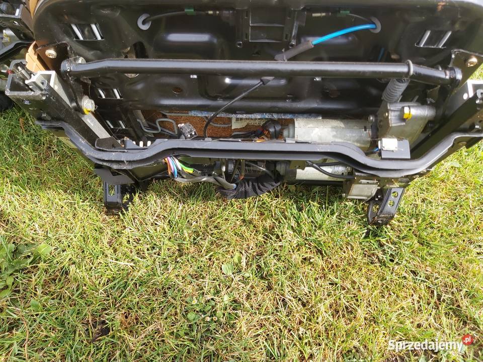 Tapicerka wnętrze skóra skórzane w124 coupe Wartkowice sprzedam