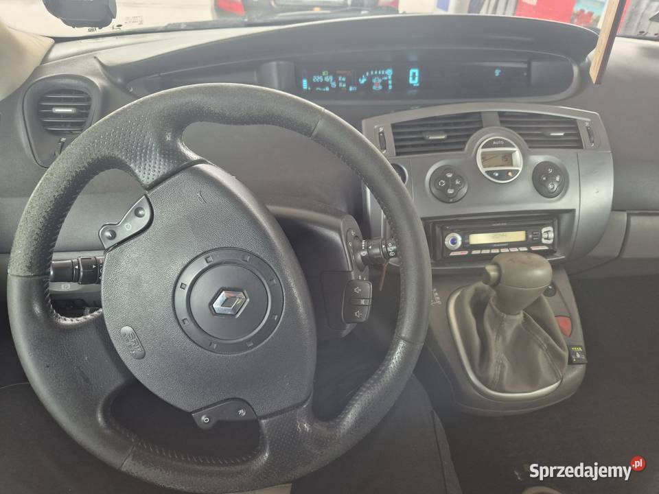 Renault Scenic 20 16V Dynamique w bogatej wersji Piastów sprzedam