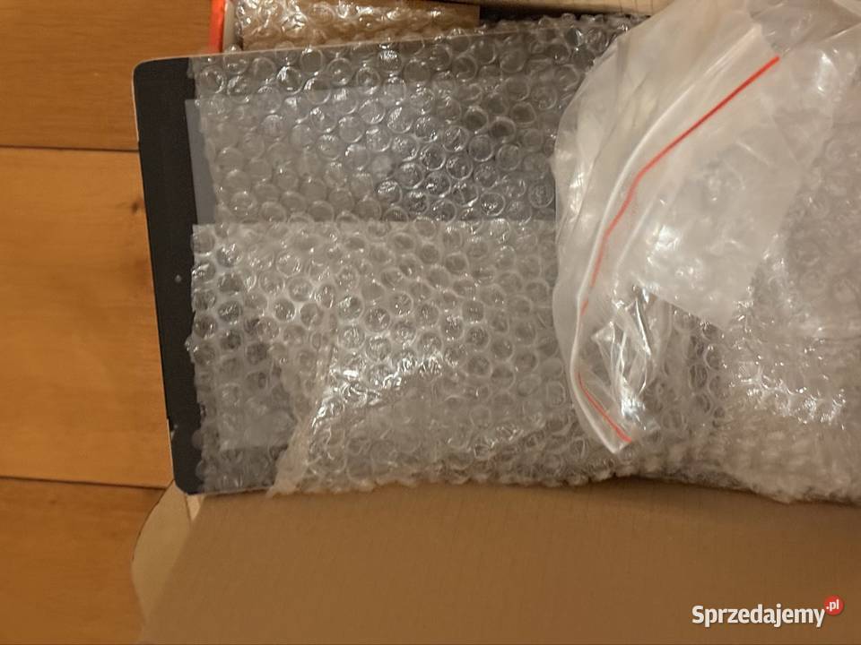 Części GSM Wyświetlacze do iPhone iPhone iPad Świdnik sprzedam