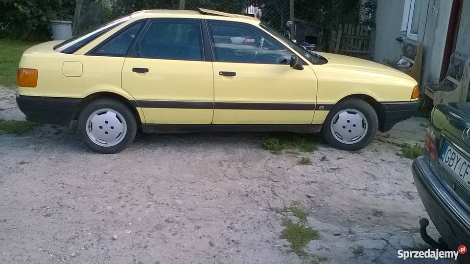 audi 80 b3 sprzedam zamienie welurowa tapicerka Motoryzacja