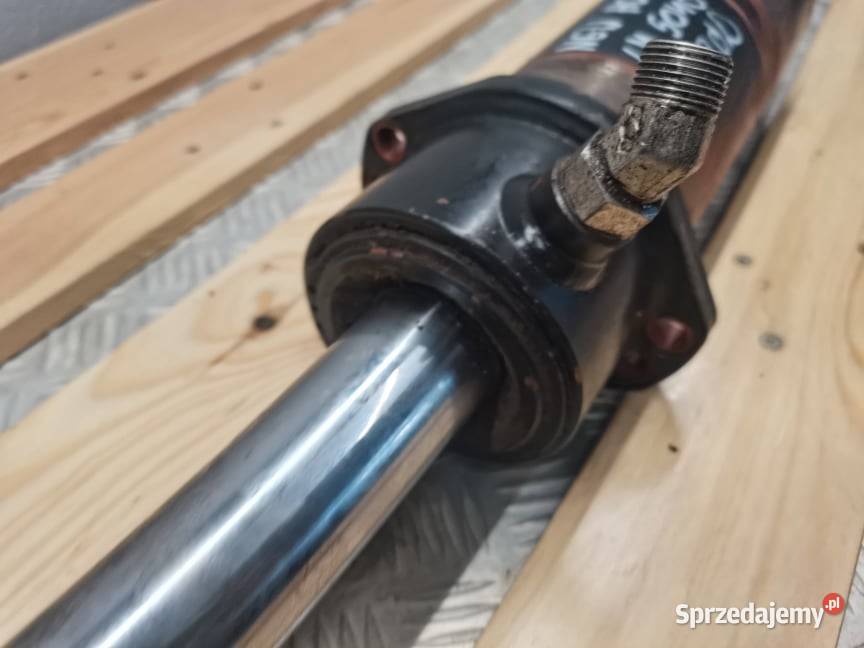 Holland LM 5040 Tłok wspomagania Przód sprzedam