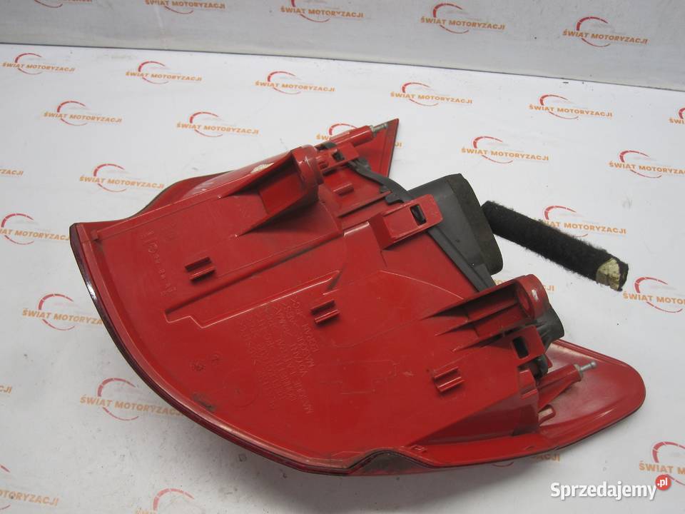 PEUGEOT 3008 I 12r lampa prawa tył 9683460780 osobowe Kielce sprzedam