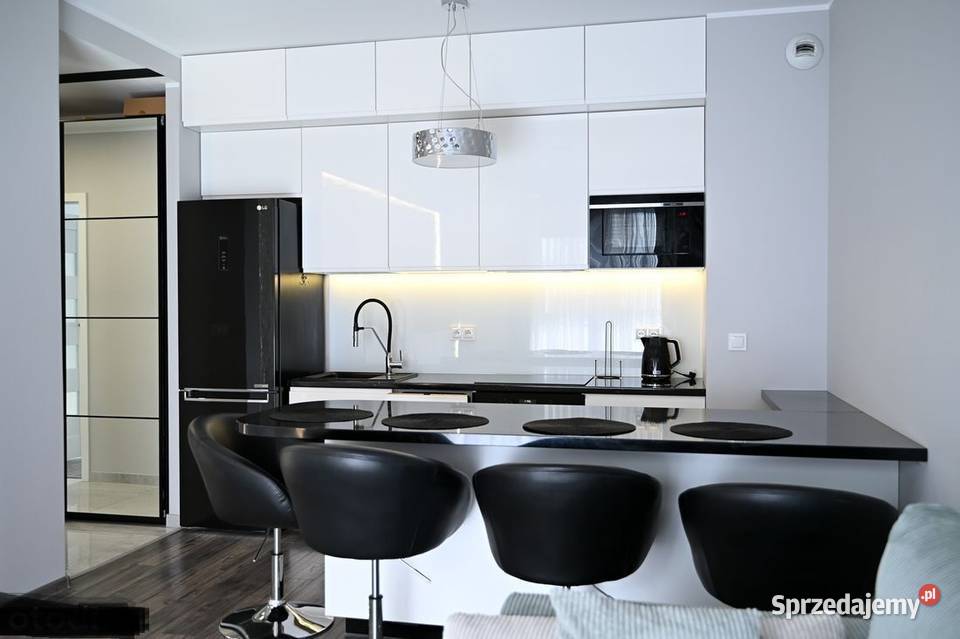 3pok 51met Trzebnickiej BALKONWINDA2017 Wrocław