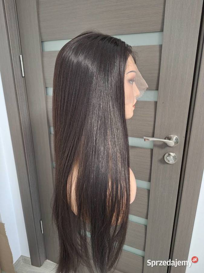 Długa ciemnobrązowa peruka z koronką z przodu Malbork