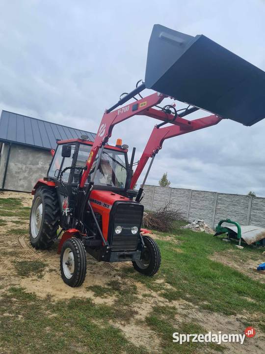 Ładowacz czołowy firmy Agrosped model V700 małopolskie Biały Dunajec