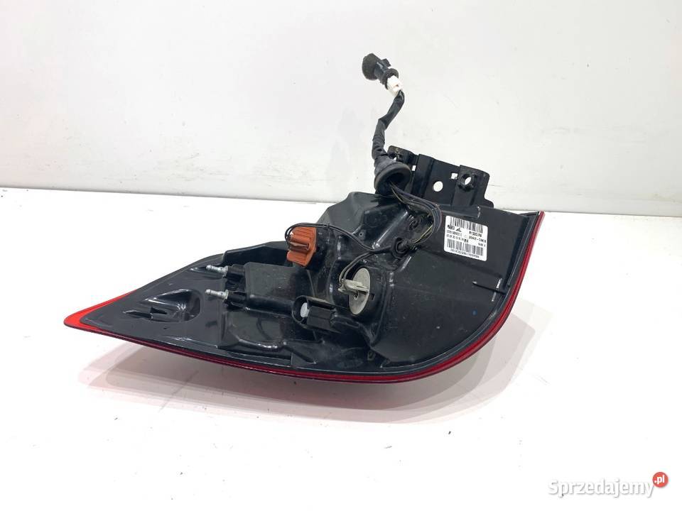 LAMPA PRAWY TYŁ HYUNDAI i20 II 92402C8600