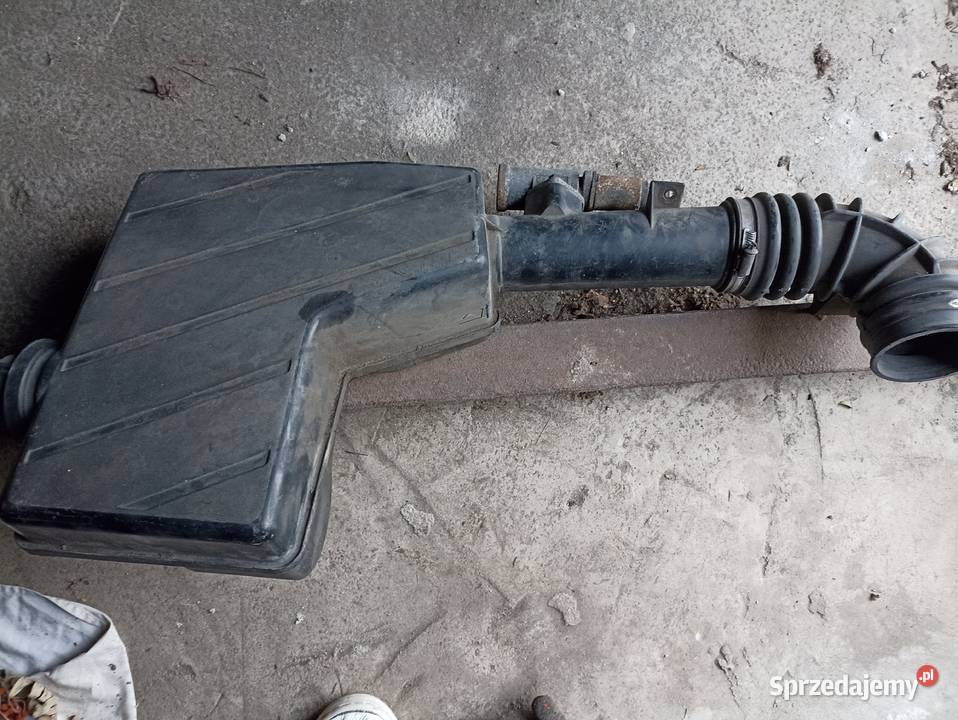 Rezonator rura powietrza Ford Sierra 20 1992 osobowe mazowieckie Wilga