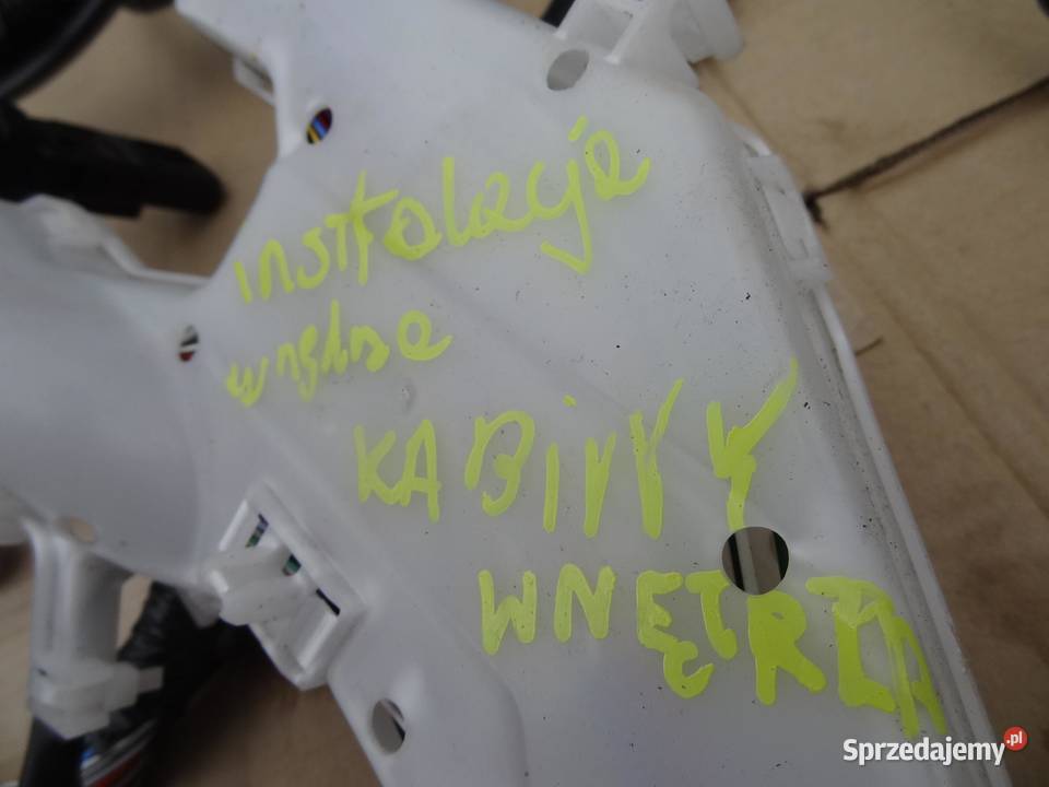 WIĄZKA INSTALACJA WNĘTRZA COROLLA E21 20 HYBRYDA