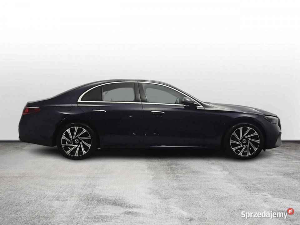 Mercedes E 300 Avantgarde Z Polskiego Salonu isofix Warszawa