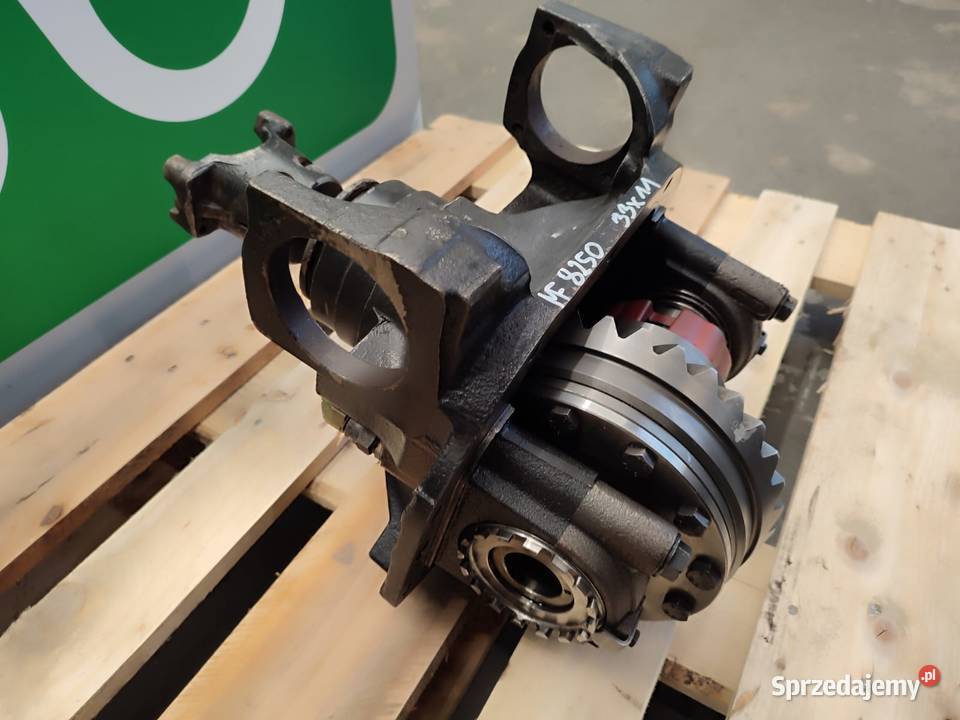 Dyferencjał 33X11 12082 Massey Ferguson 8250 wielkopolskie Wilkowo