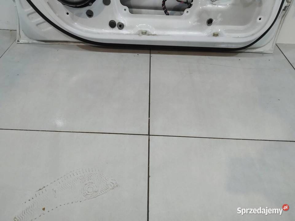 DRZWI LEWE PRZÓD LS9R Skoda Superb II 20082015