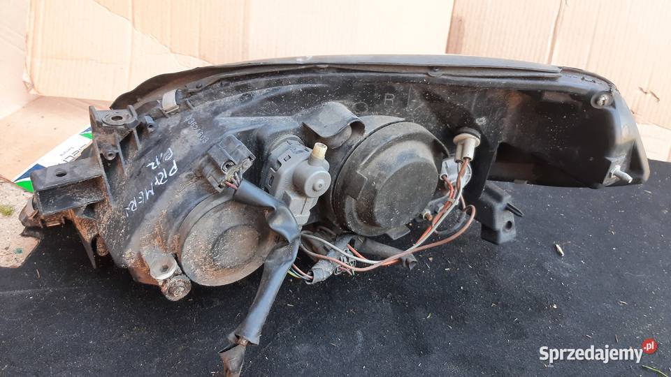 lampa prawa lewa przednia Nissan Primera p12 Dębno