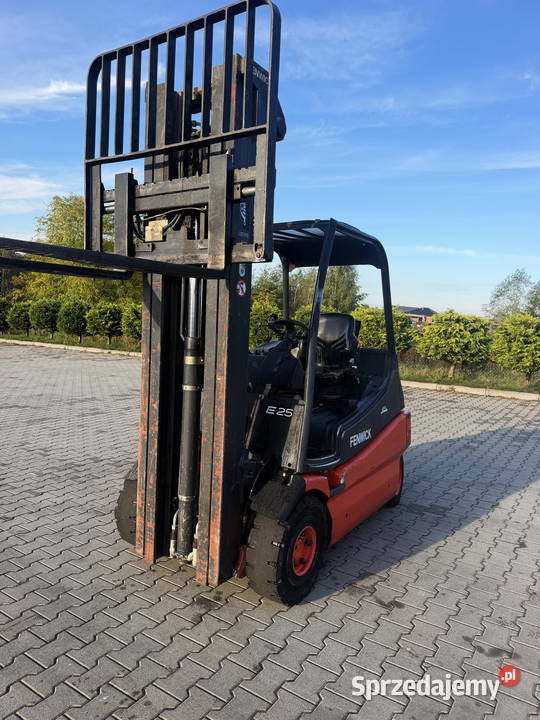 wózek widłowy elektryczny LINDE E2502 Triplex