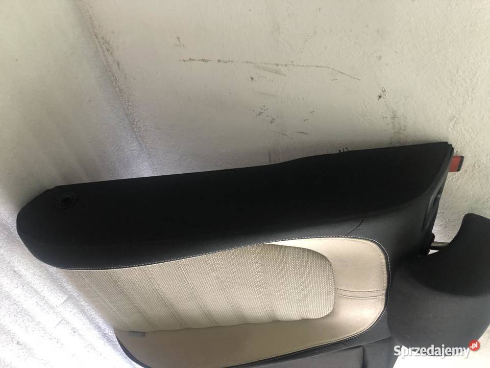 OPARCIE KANAPY PRAWY TYŁ VW PASSAT CC