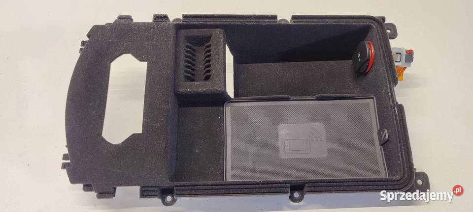 AUDI A6 C7 SCHOWEK PÓŁKA ŁADOWARKI INDUKCYJNEJ Półki tylne dolnośląskie