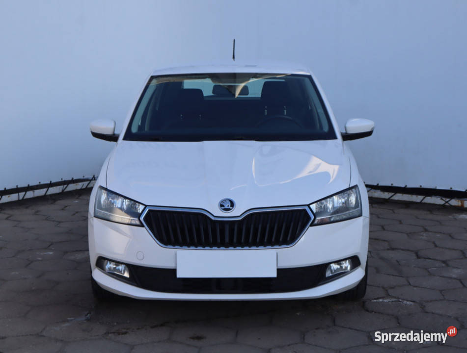 Skoda Fabia 10 TSI wielofunkcyjna kierownica