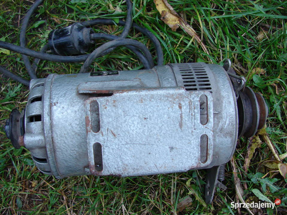 Zabytkowy silnik wysokoobrotowy 4500 obrmin 230V pomorskie sprzedam