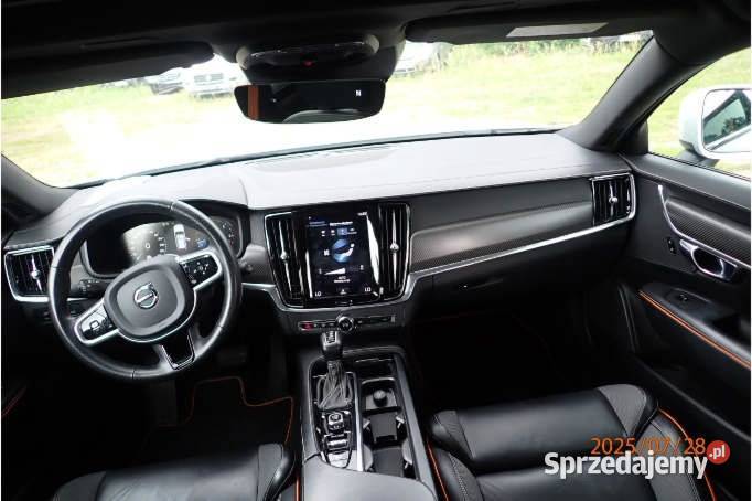 VOLVO V90 CC 2018 196900 ccm 190 mazowieckie Warszawa