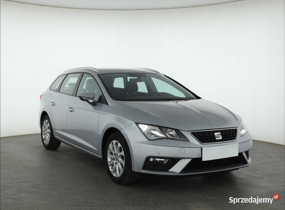 Seat Leon 12 TSI Rok produkcji 2018 mazowieckie Piaseczno sprzedam
