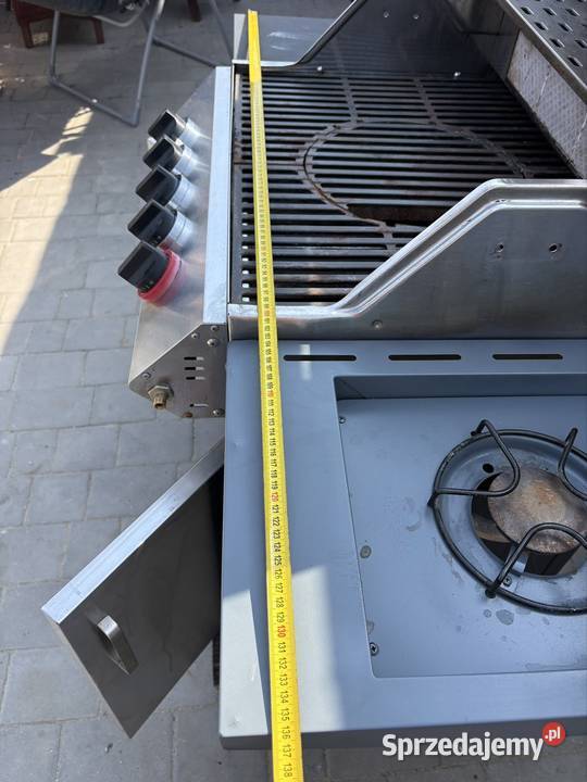 Piękny duży grill gazowyTransport Ostrów Wielkopolski