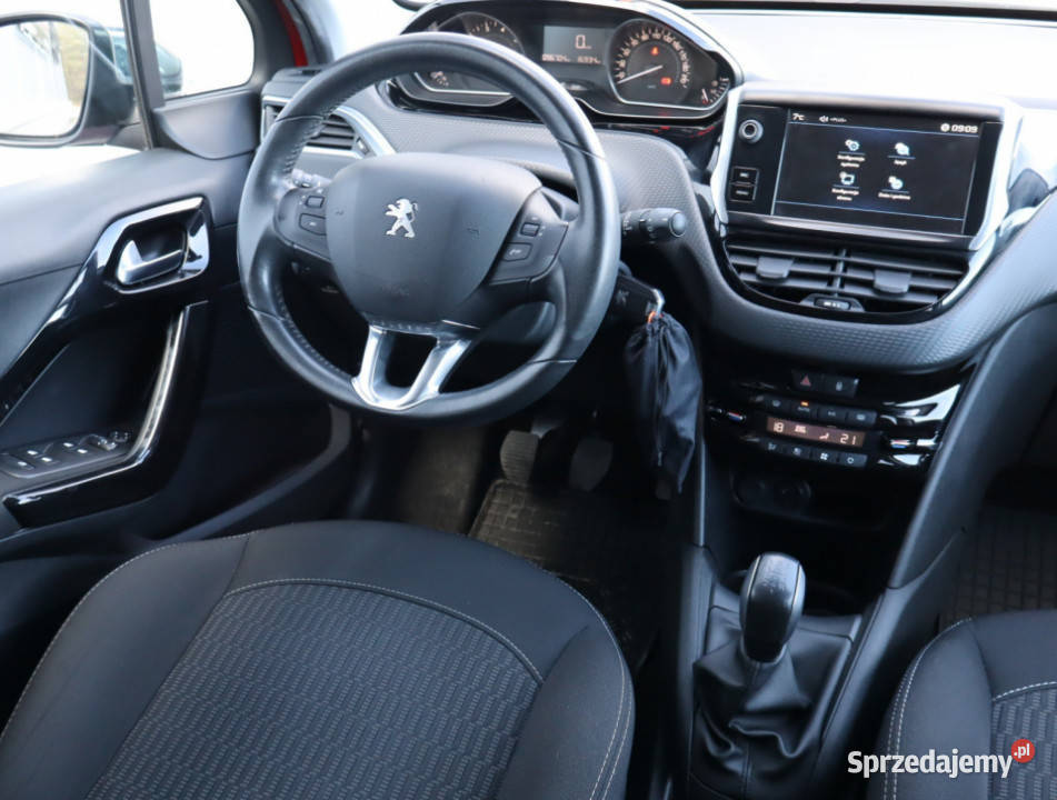 Peugeot 208 12 PureTech manualna Piaseczno