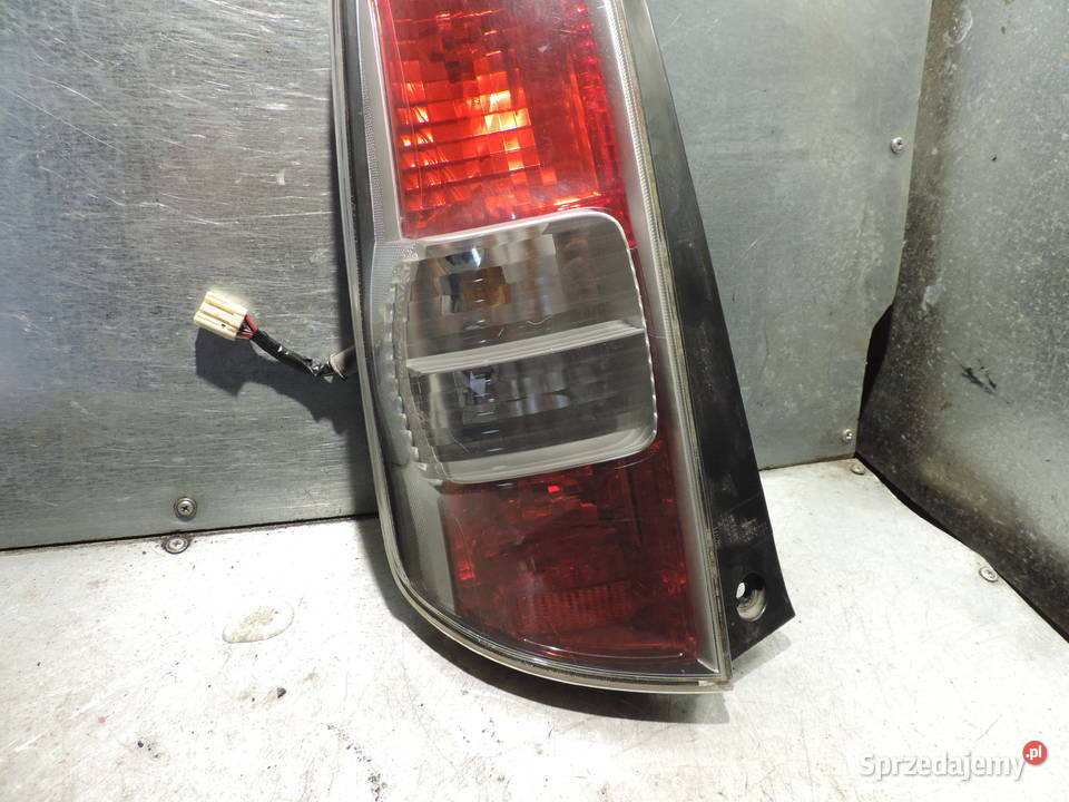SUBARU JUSTY 4 LAMPA LEWY TYŁ Nowy Sącz sprzedam