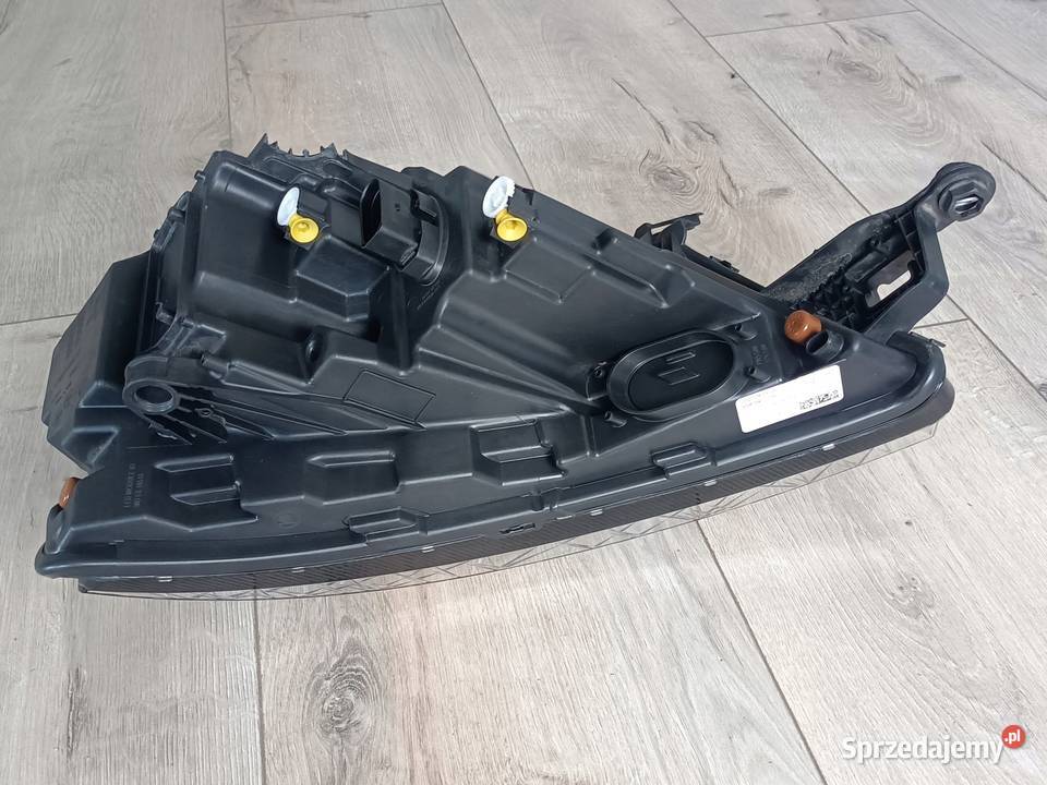 SKODA KAMIQ LAMPA PRZEDNIA PRZOD FULL LED PRAWA Motoryzacja Przemęt