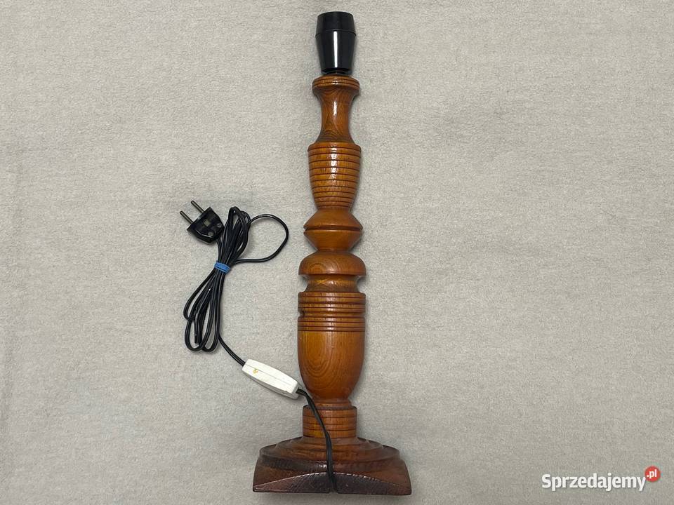 Stara lampa PRL drewniana 50 Kołobrzeg