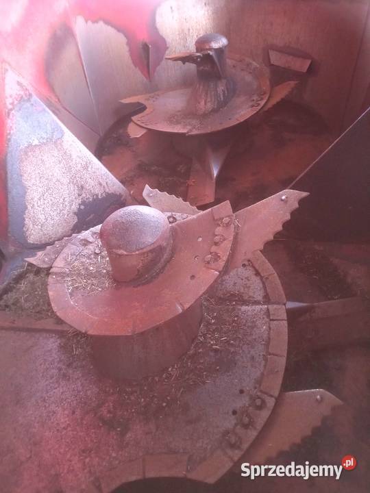 Sprzedam paszowóz Pozostałe Łączki