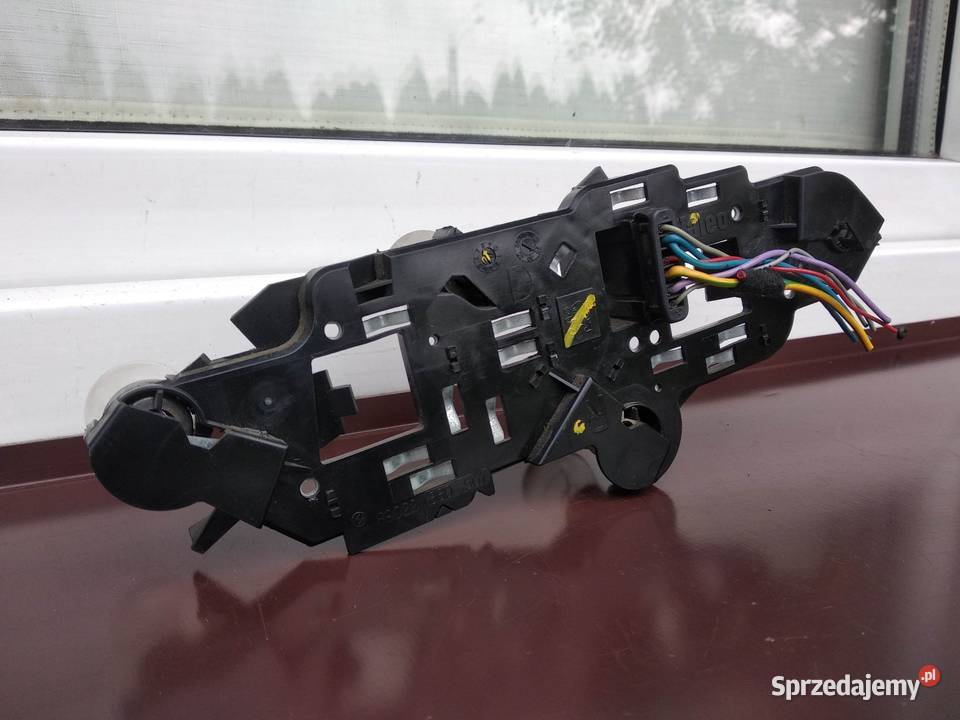 Peugeot 307 hatchback wkład oprawka lampy tył Sieradz