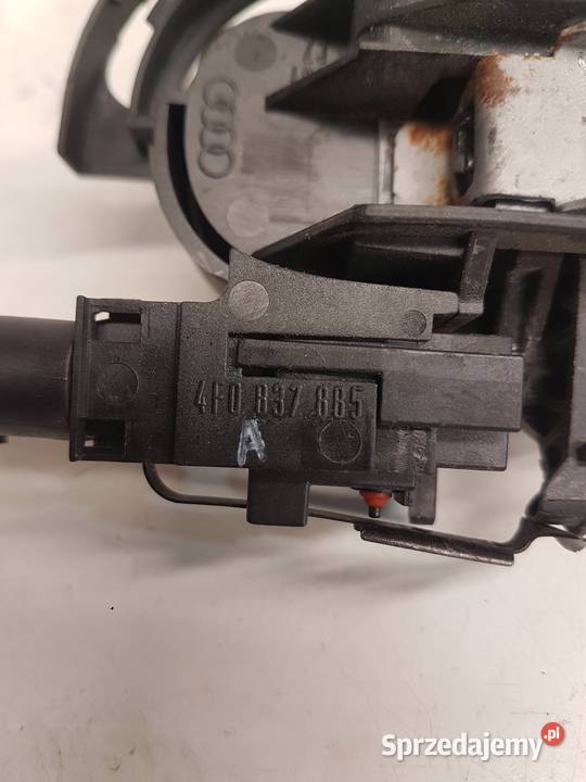 KLAMKA LEWY TYŁ AUDI A6 C6 4F0839885 KEYLESS Przystajń