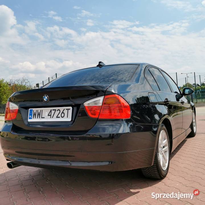 Bmw E90 318i manualna